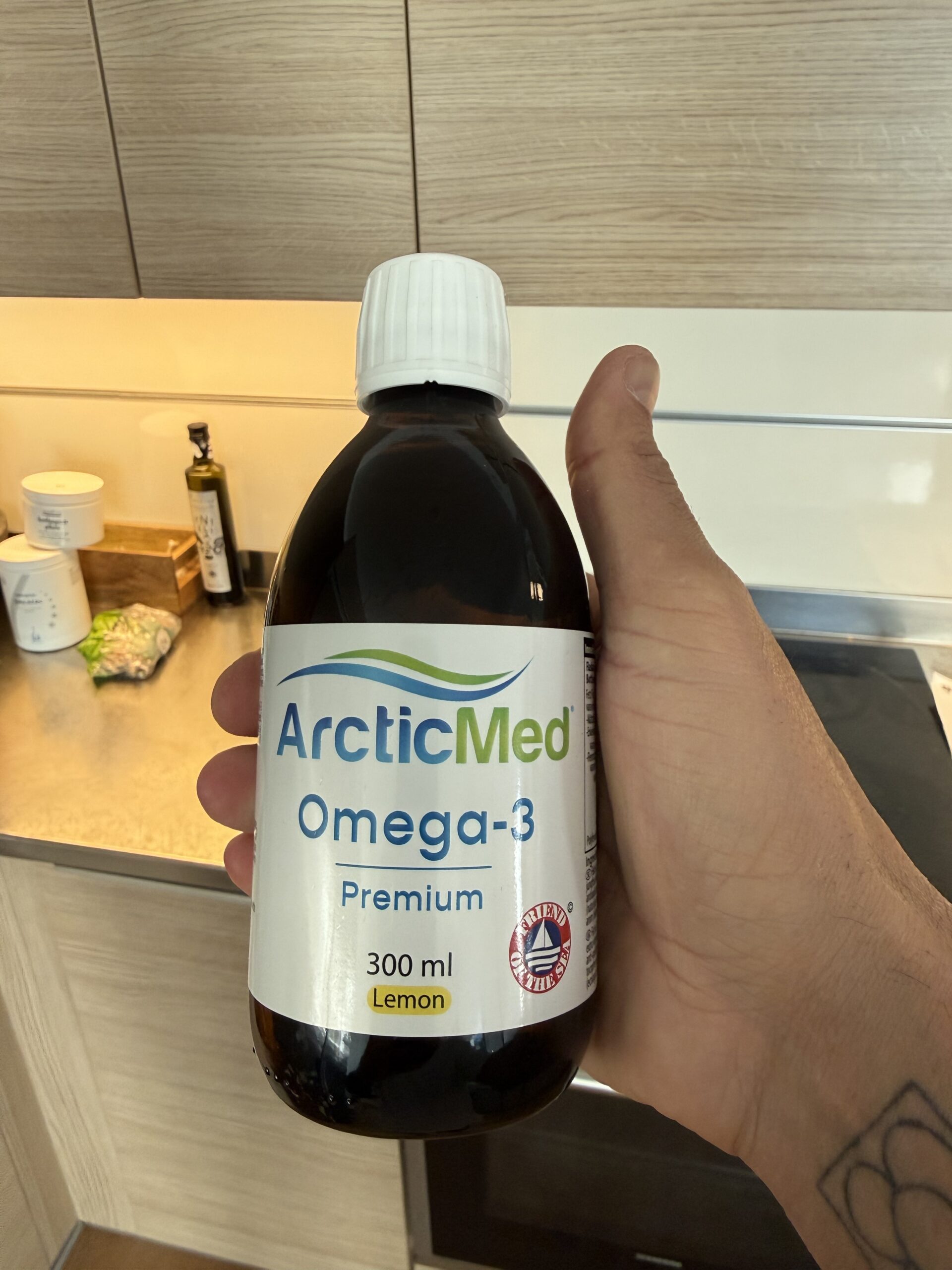 ArcticMed Omega-3 Premium Lemon 300 ml flytande fiskolja, mitt förstahandsval för bästa omega-3 2026
